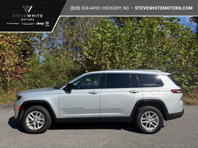 2022 Jeep Grand Cherokee L Laredo 4x2 2022 Jeep Grand Cherokee L Laredo 4x2