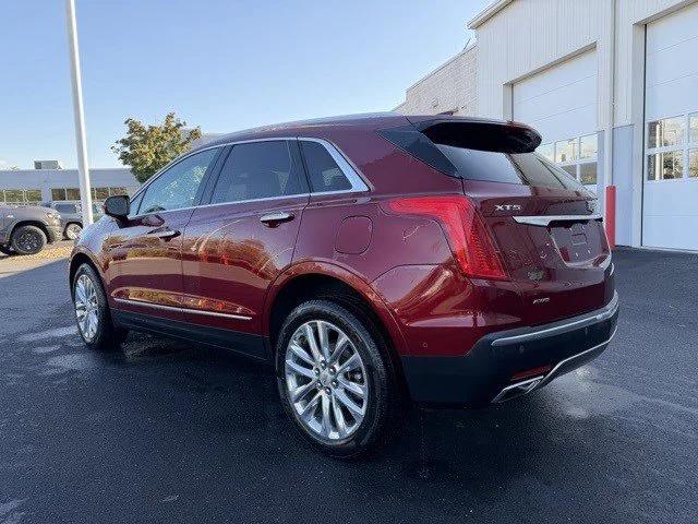 2017 Cadillac XT5 Platinum 2017 Cadillac XT5 Platinum