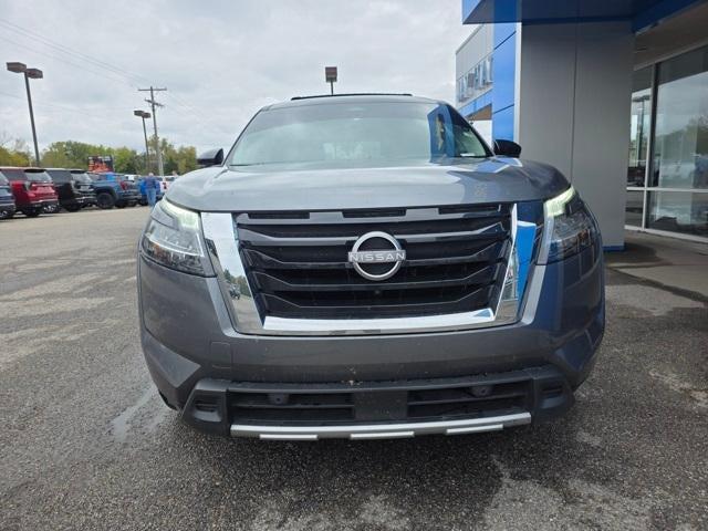 2023 Nissan Pathfinder Platinum 4WD