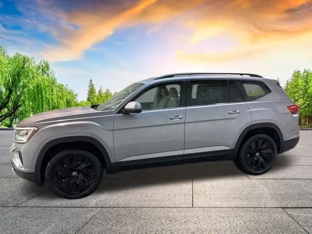 2026 Volkswagen Atlas SE with Technology