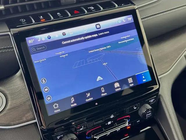 2025 Jeep Grand Cherokee L Limited 4x4