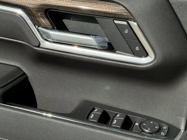 2026 Chevrolet Silverado 1500 4WD Crew Cab Short Bed LT Trail Boss