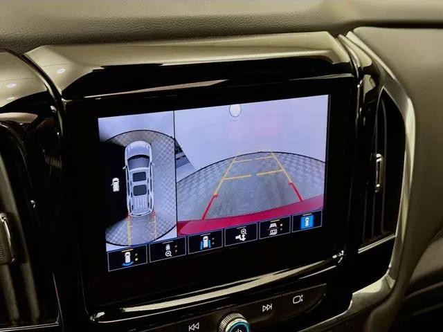 2023 Chevrolet Traverse AWD High Country