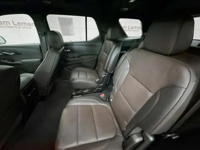 2023 Chevrolet Traverse AWD High Country