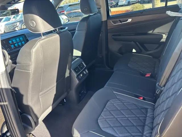 2026 Volkswagen Atlas SEL Premium R-Line
