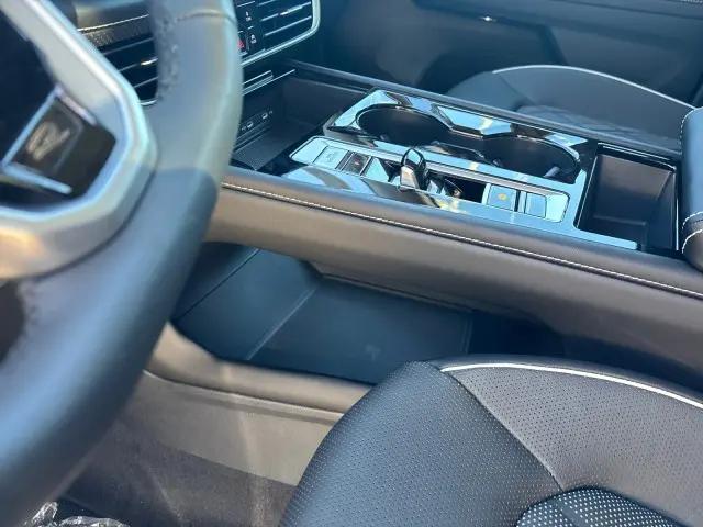 2026 Volkswagen Atlas SEL Premium R-Line