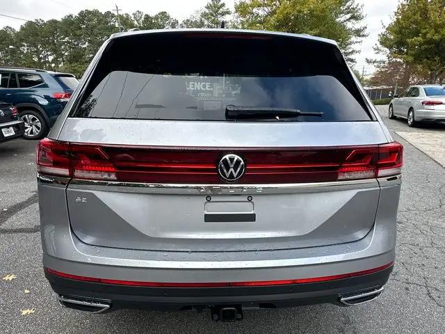 2026 Volkswagen Atlas SE with Technology