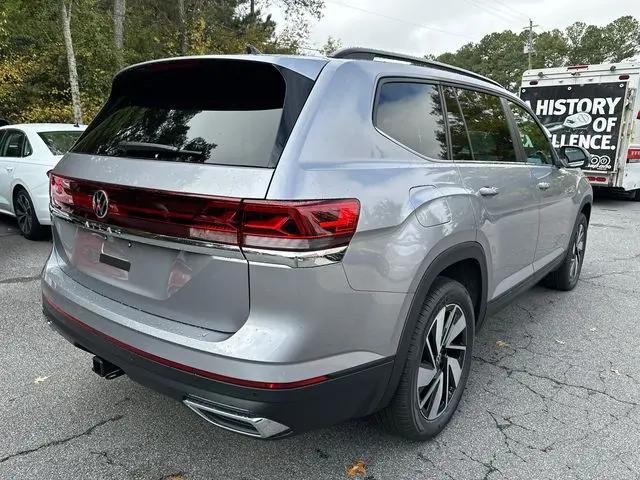 2026 Volkswagen Atlas SE with Technology