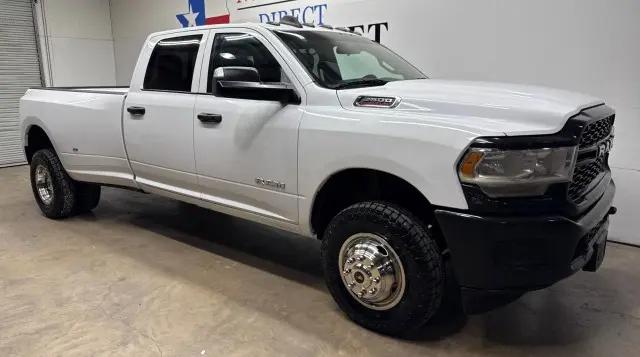 2021 Ram 3500 Tradesman Crew Cab 4x4 8' Box