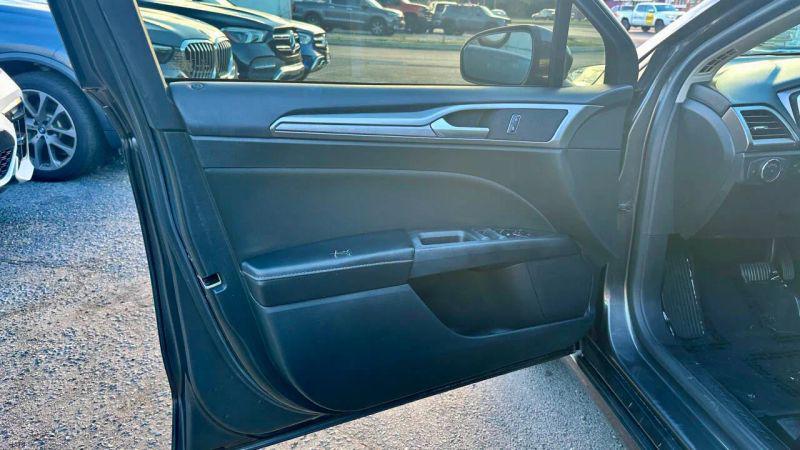 2019 Ford Fusion SE