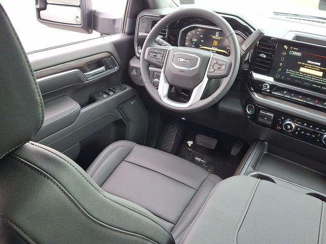 2026 GMC Sierra 2500HD SLT