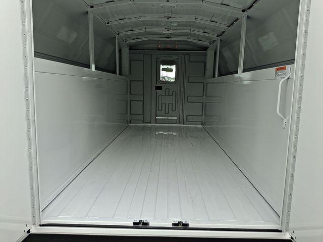2025 GMC Savana Cutaway Work Van