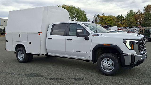 2025 GMC Sierra 3500HD Pro