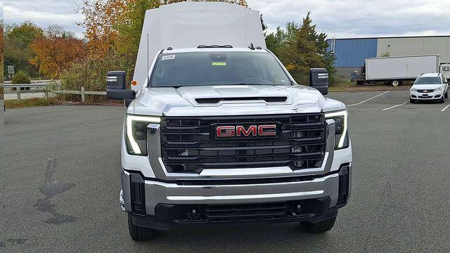 2025 GMC Sierra 3500HD Pro