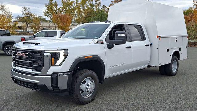 2025 GMC Sierra 3500HD Pro