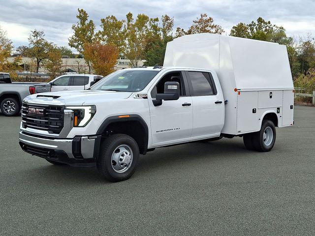2025 GMC Sierra 3500HD Pro