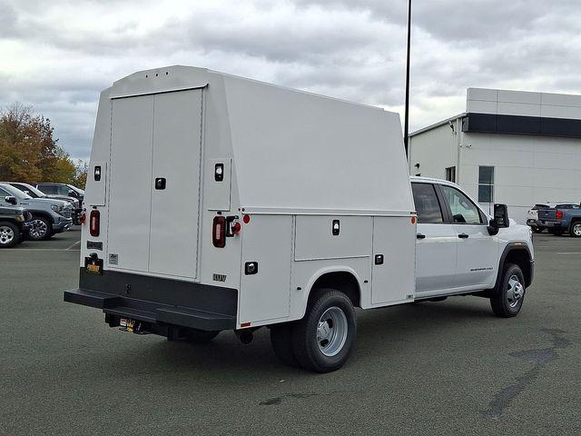2025 GMC Sierra 3500HD Pro