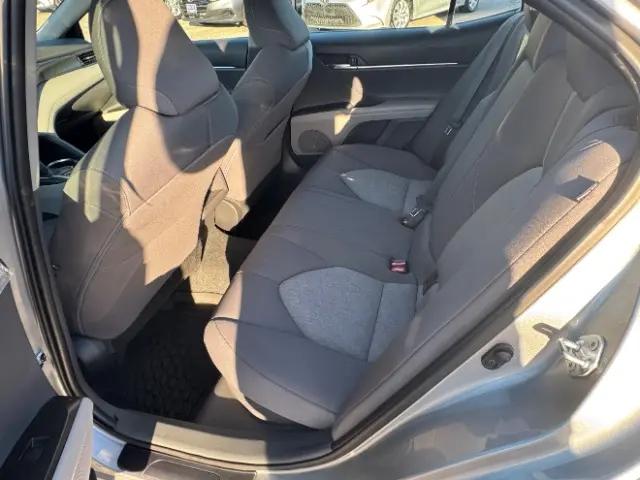 2022 Toyota Camry LE Hybrid