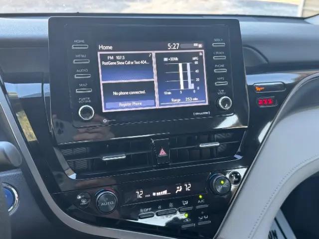 2022 Toyota Camry LE Hybrid