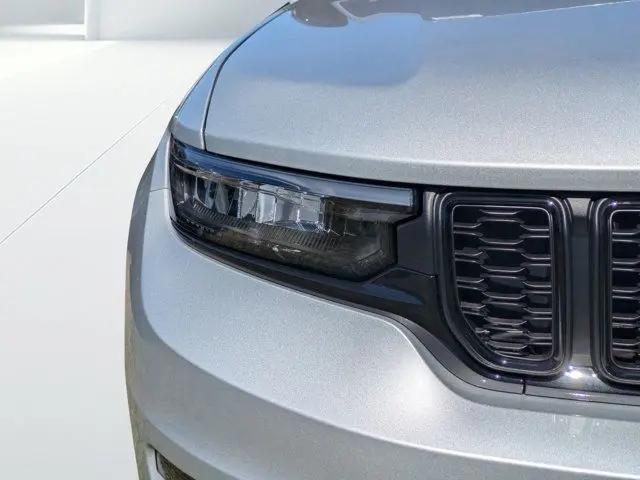 2025 Jeep Grand Cherokee L Limited 4x2