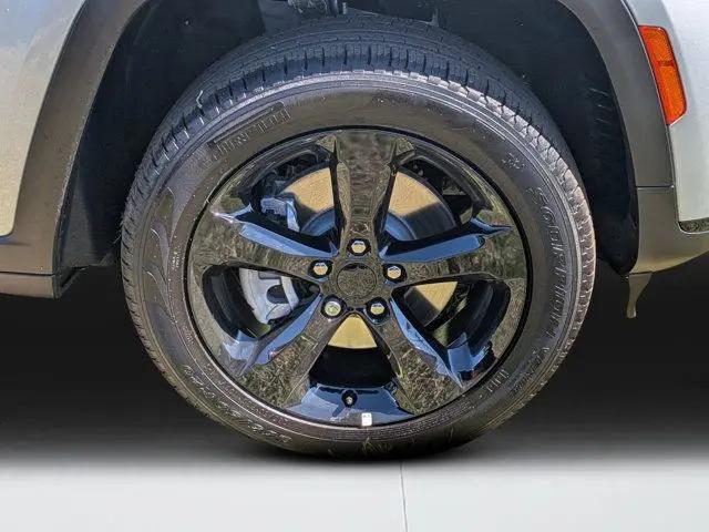 2025 Jeep Grand Cherokee L Limited 4x2
