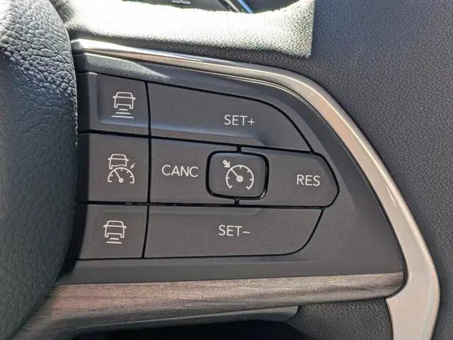 2025 Jeep Grand Cherokee L Limited 4x2