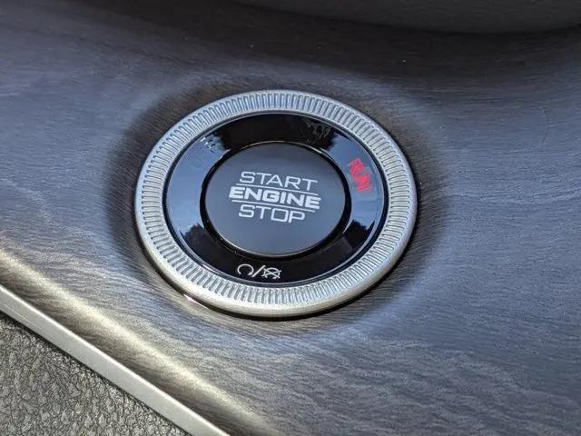 2025 Jeep Grand Cherokee L Limited 4x2