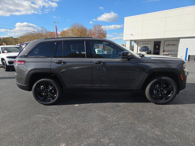 2025 Jeep Grand Cherokee GRAND CHEROKEE ALTITUDE X 4X4 2025 Jeep Grand Cherokee GRAND CHEROKEE ALTITUDE X 4X4