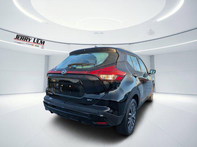 2021 Nissan Kicks SV Xtronic CVT