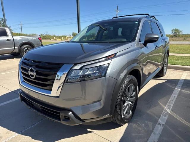 2023 Nissan Pathfinder SV FWD 2023 Nissan Pathfinder SV FWD
