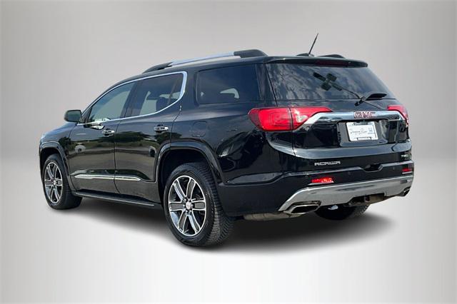 2017 GMC Acadia Denali 2017 GMC Acadia Denali