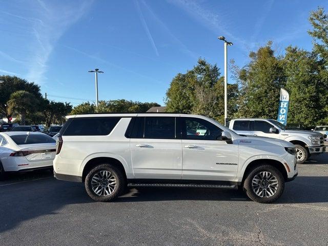 2025 Chevrolet Suburban 4WD Z71