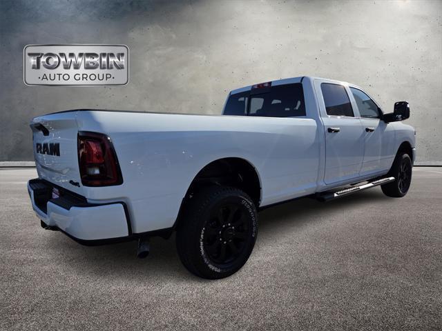 2026 RAM Ram 2500 RAM 2500 BLACK EXPRESS CREW CAB 4X4 8 BOX