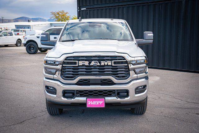 2026 RAM Ram 3500 RAM 3500 TRADESMAN CREW CAB 4X4 8 BOX