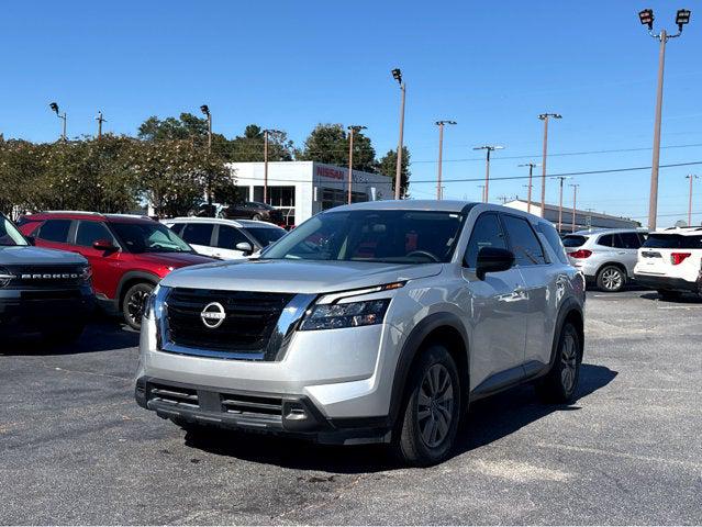 2024 Nissan Pathfinder S FWD 2024 Nissan Pathfinder S FWD