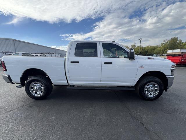 2025 RAM 2500 Tradesman Crew Cab 4x4 64 Box