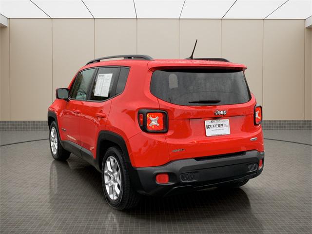 2017 Jeep Renegade Latitude FWD 2017 Jeep Renegade Latitude FWD
