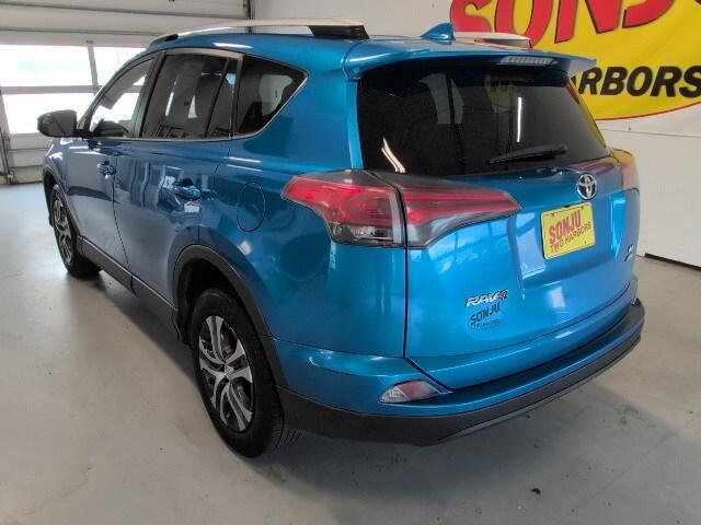2016 Toyota RAV4 LE 2016 Toyota RAV4 LE