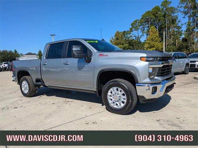 2025 Chevrolet Silverado 2500HD 4WD Crew Cab Standard Bed LT