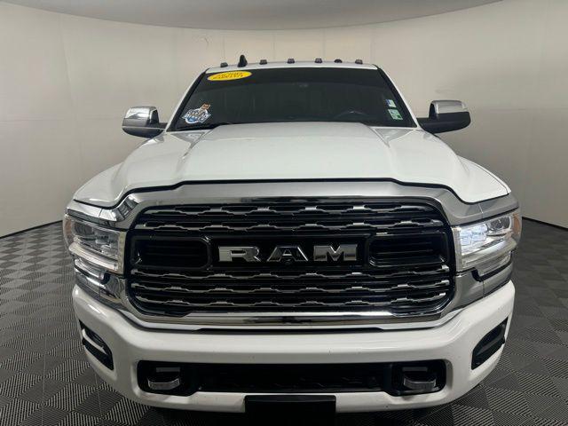 2022 RAM 2500 Limited Mega Cab 4x4 64 Box