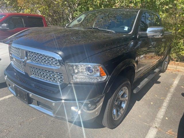 2017 RAM 1500 Laramie Crew Cab 4x4 64 Box