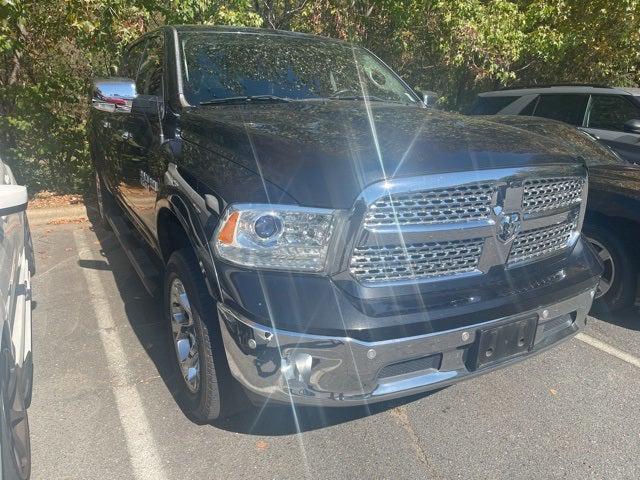 2017 RAM 1500 Laramie Crew Cab 4x4 64 Box