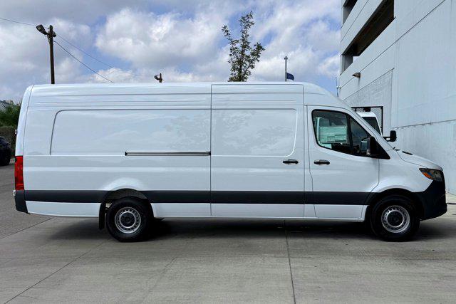 2026 Mercedes-Benz Sprinter Cargo Van High Roof 4-Cyl Diesel HO