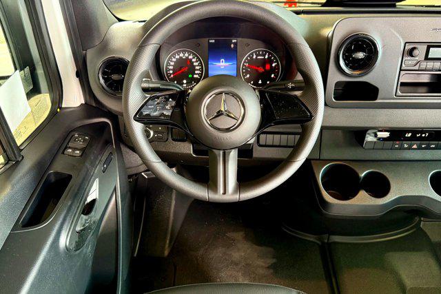 2026 Mercedes-Benz Sprinter Cargo Van High Roof 4-Cyl Diesel HO