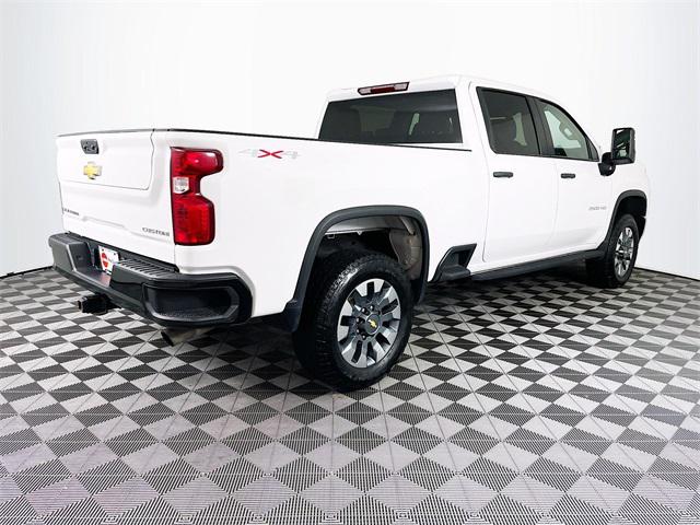 2023 Chevrolet Silverado 2500HD 4WD Crew Cab Standard Bed Custom