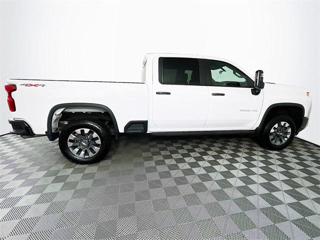 2023 Chevrolet Silverado 2500HD 4WD Crew Cab Standard Bed Custom