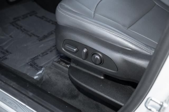 2023 Buick Enclave Essence FWD