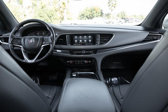 2023 Buick Enclave Essence FWD