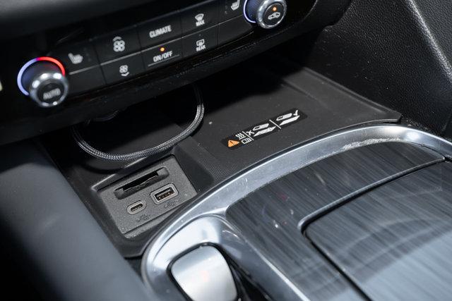 2023 Buick Enclave Essence FWD