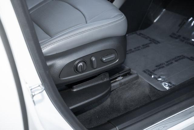 2023 Buick Enclave Essence FWD